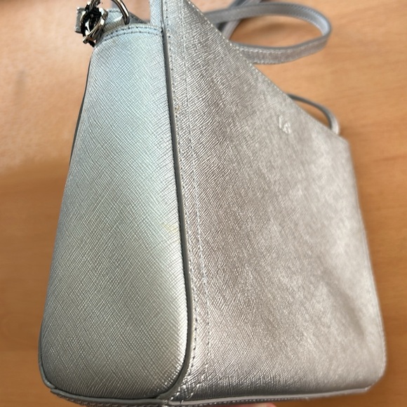 Lo & Sons Pearl Crossbody in Silver Saffiano/Silver Hardware/Grey Interior - Picture 6 of 16